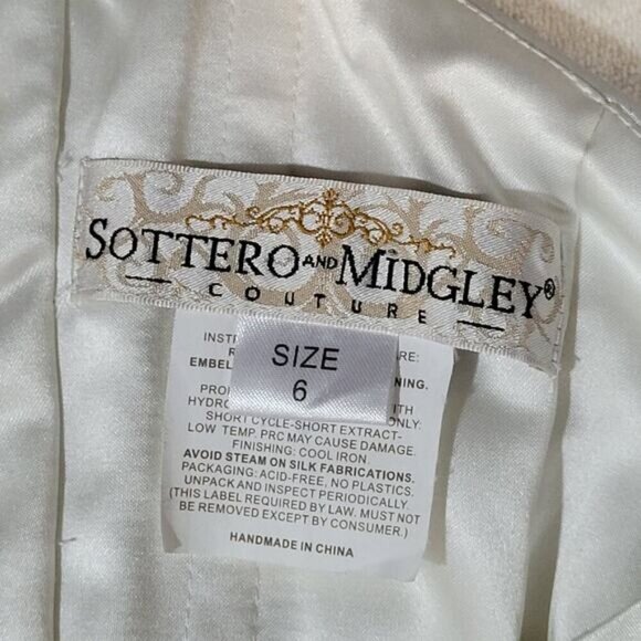 Sottero and Midgley Collection Adorae-JSM1307LU White Wedding Dress - Size 2 - Picture 9 of 16